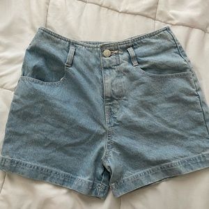 urban outfitters mom shorts